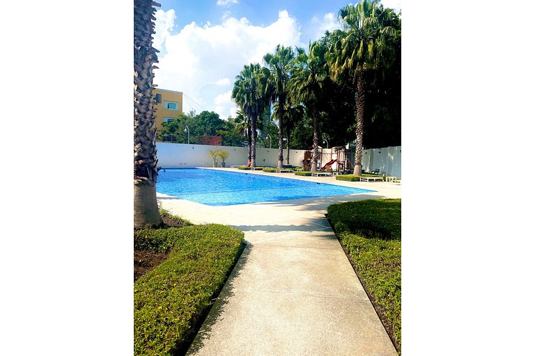 Unique 2 Bedroom, Pool and Fitness Center Design
