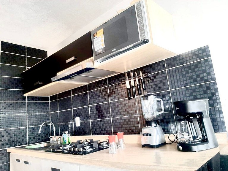 LARGE PH, FULL FLOOR 100% REFURBISHED EXPO AREA
